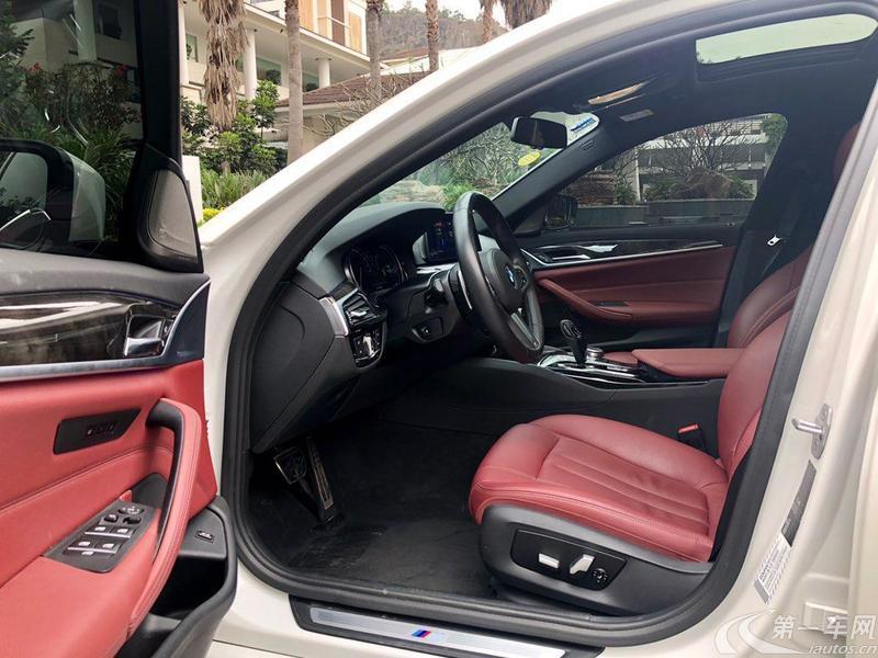 宝马5系 530Li 2019款 2.0T 自动 汽油 xDrive-M运动套装改款 (国Ⅵ) 