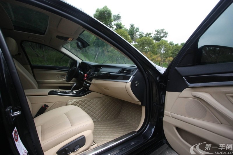 宝马5系 530Li 2013款 3.0L 自动 汽油 豪华型 (国Ⅳ) 