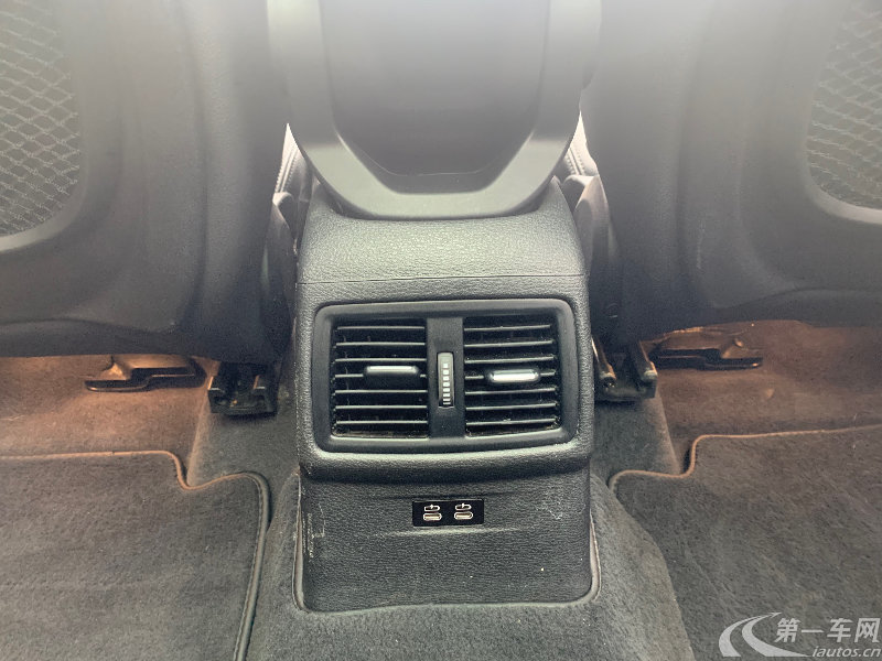 宝马X1 xDrive20Li 2019款 2.0T 自动 四驱 汽油 尊享型 (国Ⅵ) 