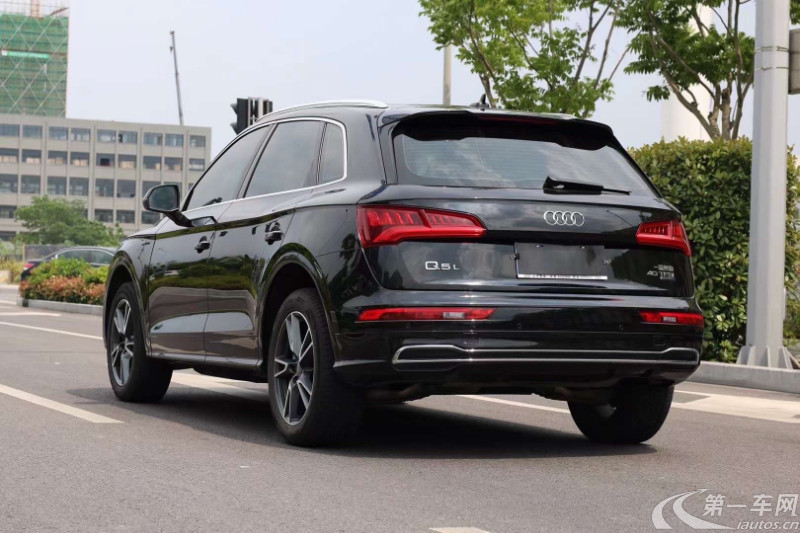 奥迪Q5L 40TFSI 2020款 2.0T 自动 荣享时尚型 (国Ⅵ) 