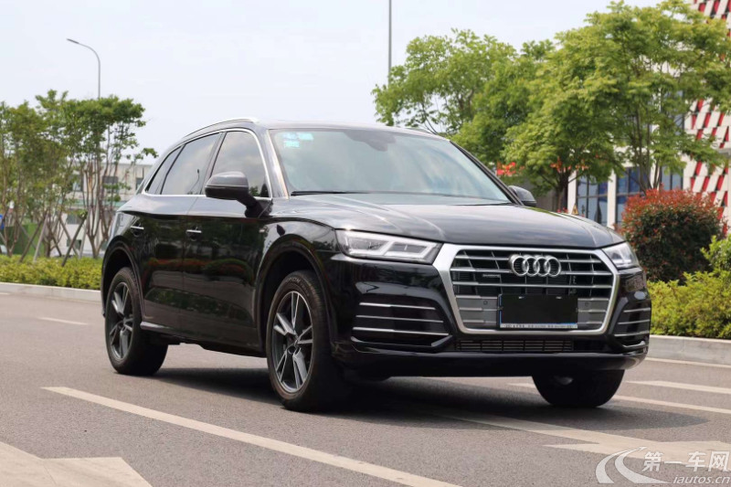 奥迪Q5L 40TFSI 2020款 2.0T 自动 荣享时尚型 (国Ⅵ) 