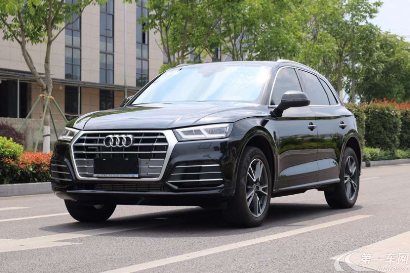 奥迪Q5L 40TFSI 2020款 2.0T 自动 荣享时尚型 (国Ⅵ) 