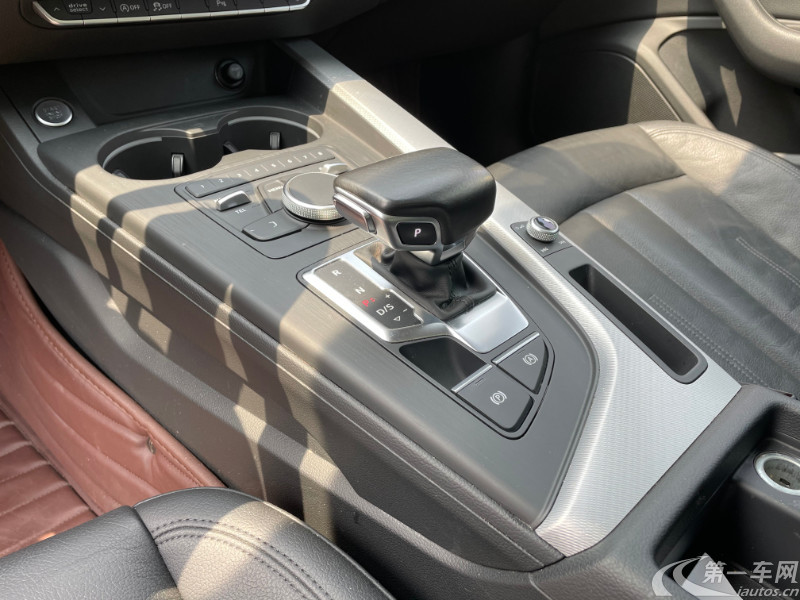 奥迪A5掀背 45TFSI [进口] 2017款 2.0T 自动 汽油 时尚型 