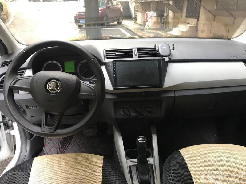 斯柯达晶锐 2017款 1.4L 自动 车享版 (国Ⅴ) 