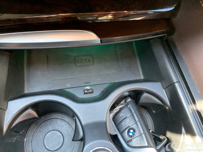 宝马5系 525Li 2019款 2.0T 自动 汽油 豪华套装 (国Ⅵ) 