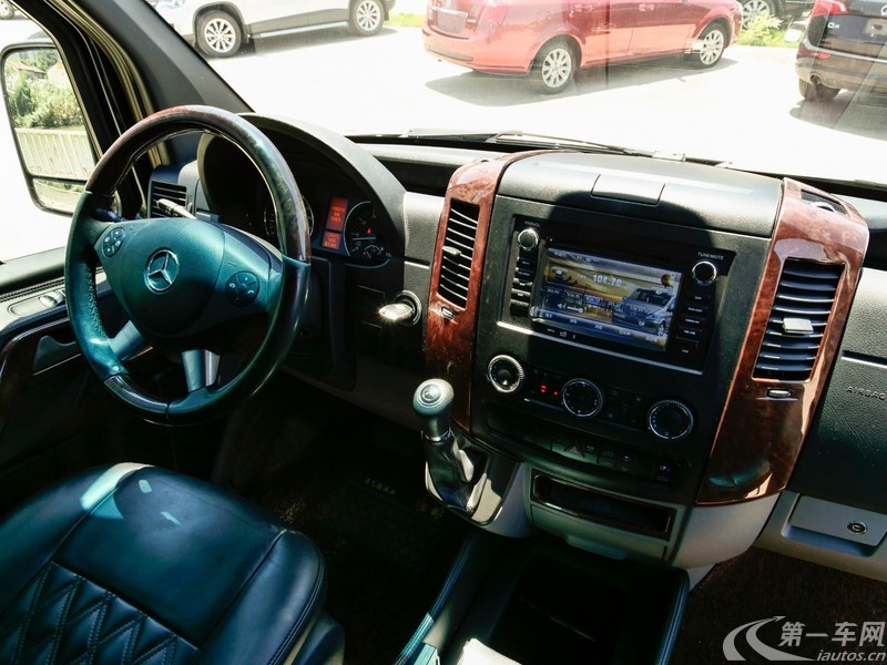 奔驰Sprinter [进口] 2013款 3.5L 自动 7座 商旅版 