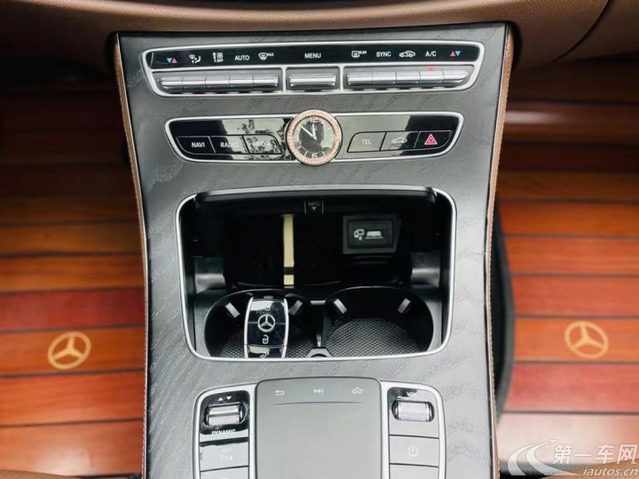 奔驰E级 E200L 2019款 2.0T 自动 汽油 运动型 (国Ⅵ) 