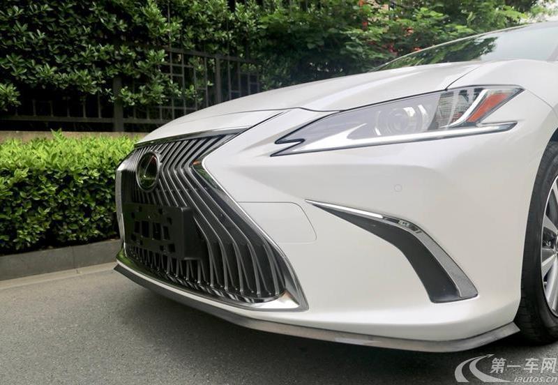 雷克萨斯ES 200 [进口] 2018款 2.0L 自动 豪华版 (国Ⅴ) 