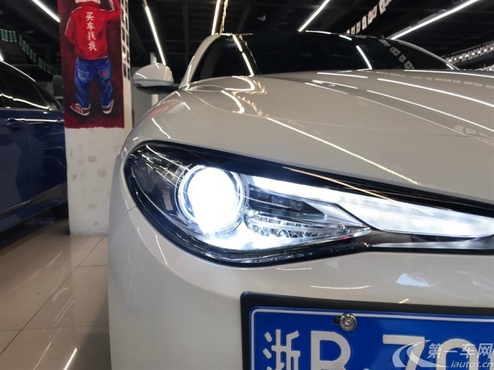 阿尔法罗密欧Giulia [进口] 2020款 2.0T 自动 豪华版 