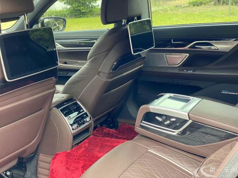 宝马7系 740Li [进口] 2019款 3.0T 自动 汽油 领先型M运动套装 