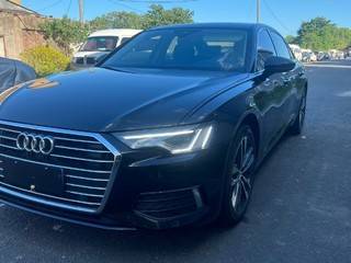 奥迪A6L 45TFSI 2.0T 自动 臻选致雅型 