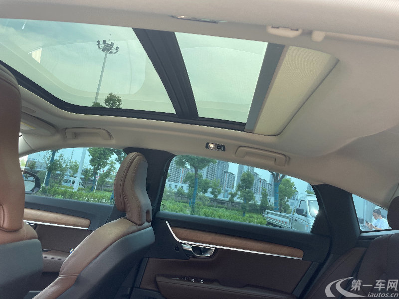沃尔沃S90 T5 2018款 2.0T 自动 智远版 (国Ⅴ) 