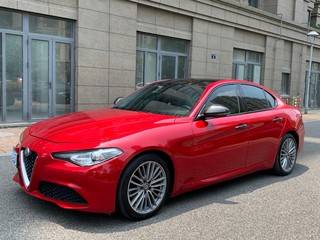 阿尔法罗密欧Giulia 2.0T 