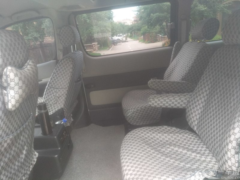 金杯阁瑞斯 2009款 2.4L 手动 豪华型短轴 (国Ⅳ) 