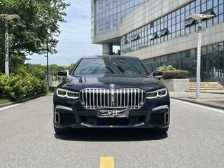 宝马7系 740Li 3.0T 自动 领先型M运动套装 