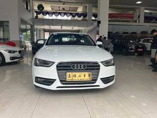 奥迪A4L 35TFSI 2.0T 自动 舒适型 