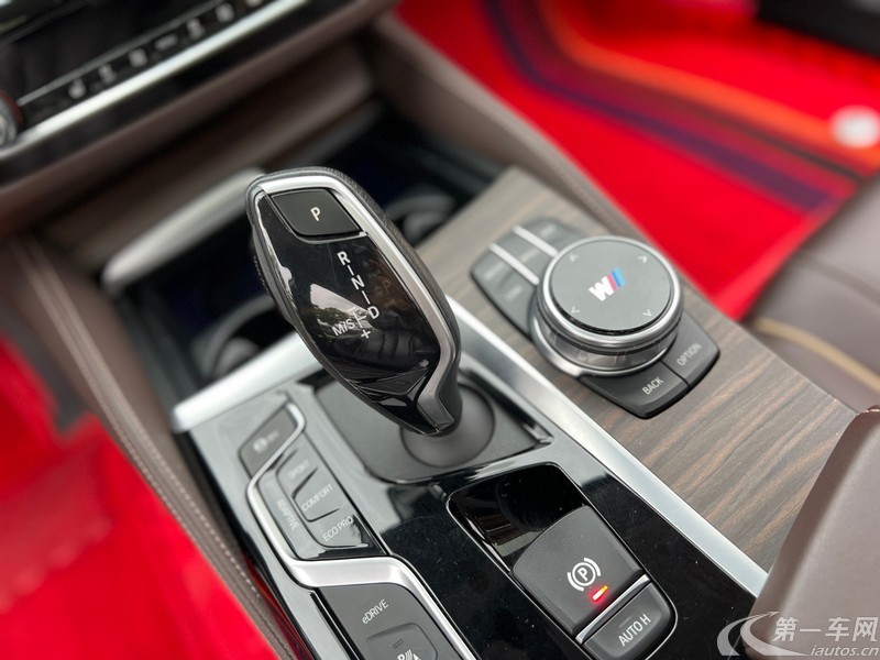 宝马5系 530Li 2019款 2.0T 自动 汽油 xDrive豪华套装改款 (国Ⅵ) 