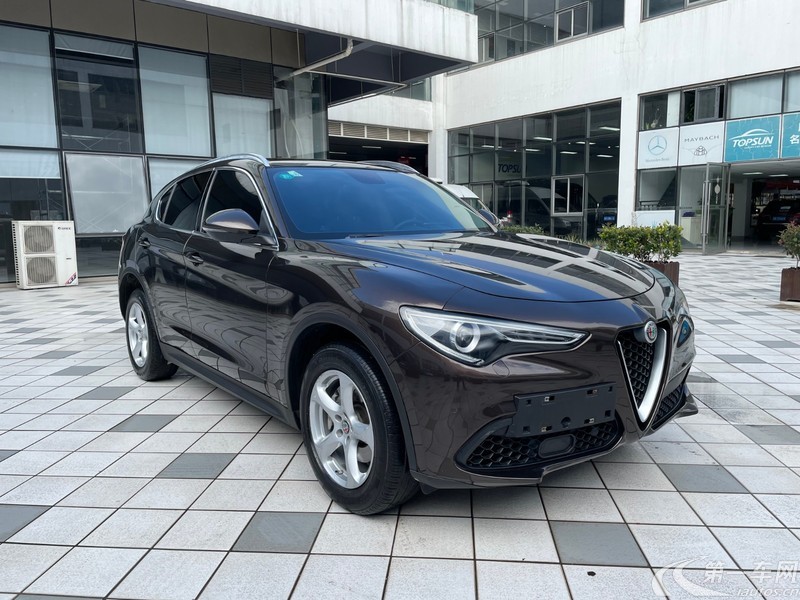 阿尔法罗密欧Stelvio [进口] 2017款 2.0T 自动 精英版 