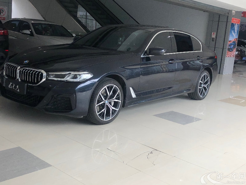 宝马5系 530Li 2021款 2.0T 自动 汽油 尊享型豪华套装 (国Ⅵ) 