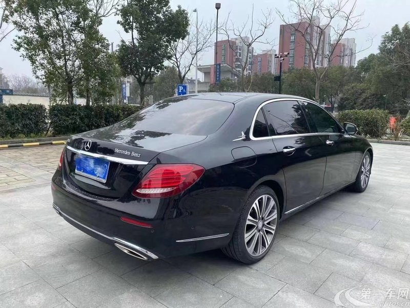 奔驰E级 E300L 2017款 2.0T 自动 汽油 运动豪华型 (国Ⅴ) 