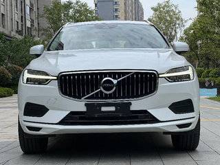 沃尔沃XC60 T4 2.0T 自动 智逸版 