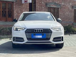 奥迪A4L 45TFSI 2.0T 自动 30周年quattro运动型 