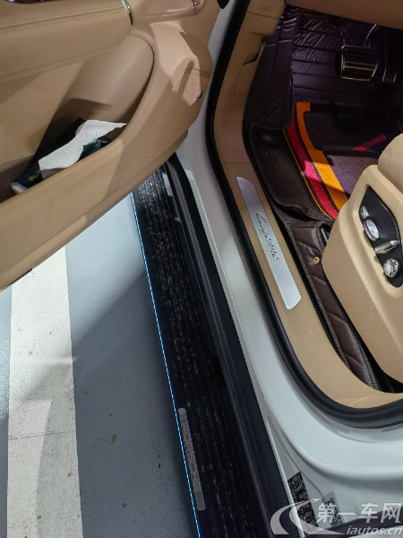 保时捷Cayenne [进口] 2018款 3.0T 自动 四驱 柴油 铂金版墨规版平行进口 