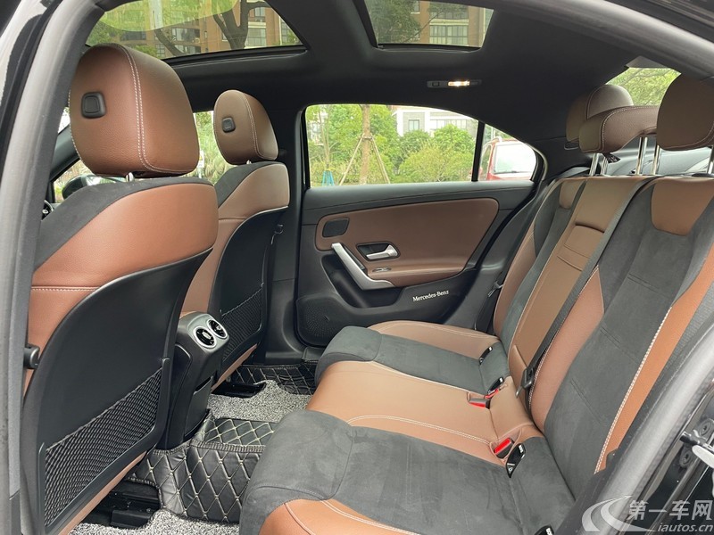 奔驰A级 A180L 2019款 1.3T 自动 运动轿车版 (国Ⅵ) 