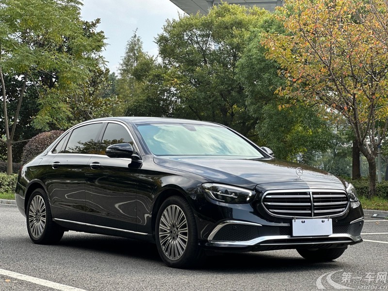 奔驰E级 300L 2022款 2.0T 自动 汽油 运动时尚型 (国Ⅵ) 