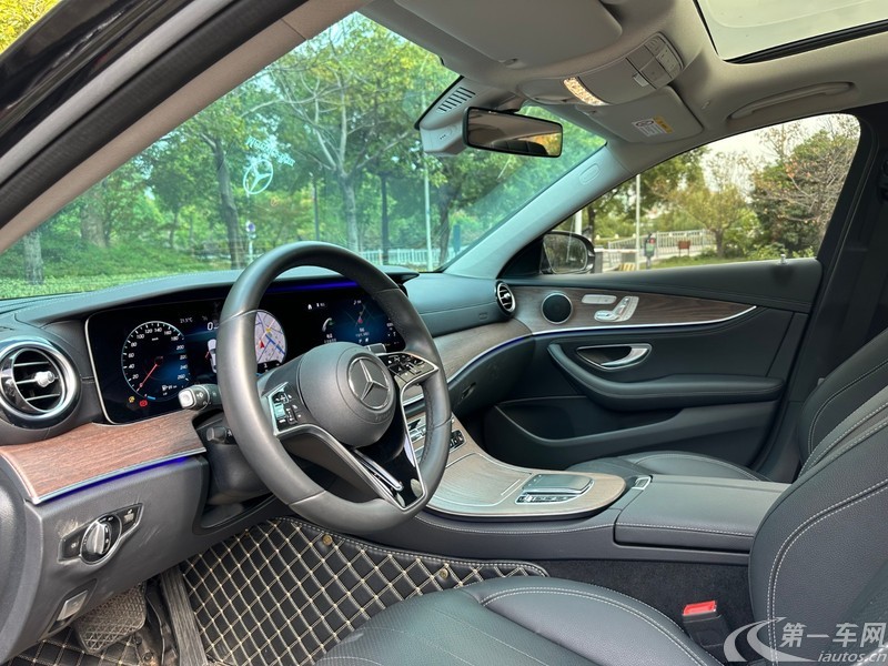 奔驰E级 300L 2022款 2.0T 自动 汽油 运动时尚型 (国Ⅵ) 