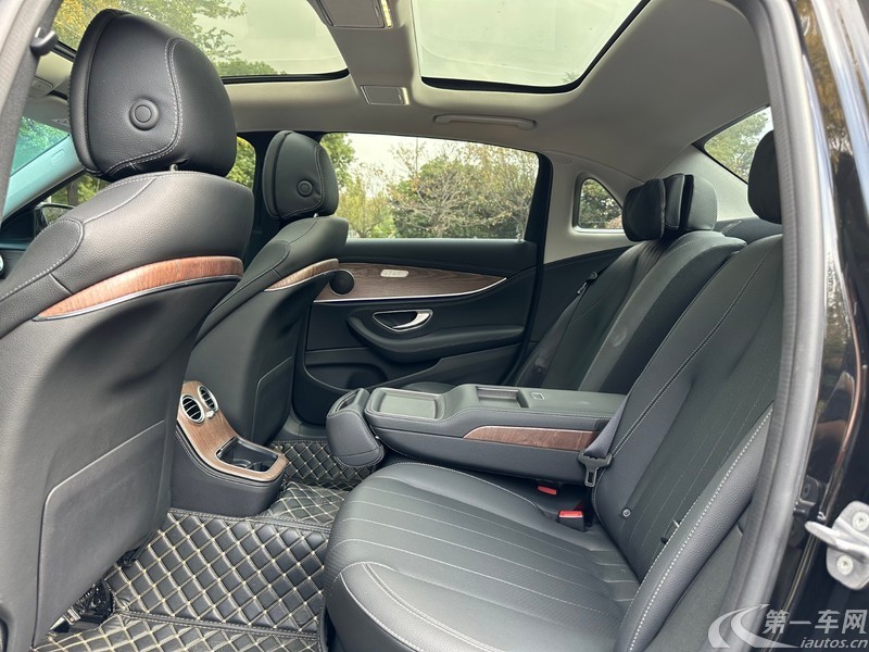 奔驰E级 300L 2022款 2.0T 自动 汽油 运动时尚型 (国Ⅵ) 