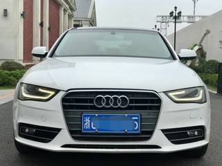 奥迪A4L 35TFSI 2.0T 自动 舒适型 