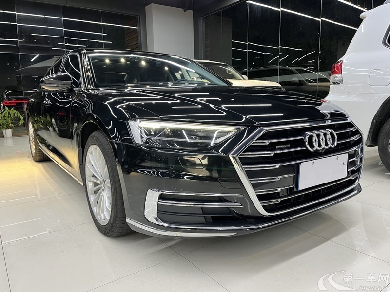 奥迪A8L 55 [进口] 2019款 3.0T 自动 汽油 尊贵型 