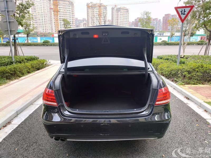 奔驰E级 E300L 2014款 3.0L 自动 汽油 运动型 (国Ⅳ) 