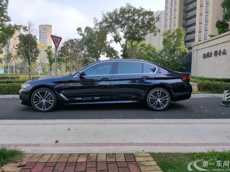 宝马5系 530Li 2021款 2.0T 自动 汽油 改款领先型M运动套装 (国Ⅵ) 