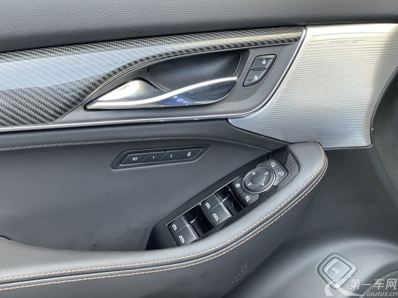 凯迪拉克CT5 2021款 2.0T 自动 28T铂金运动型 (国Ⅵ) 