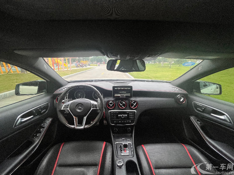 奔驰A45 [进口] 2014款 2.0T 自动 (欧Ⅳ) 
