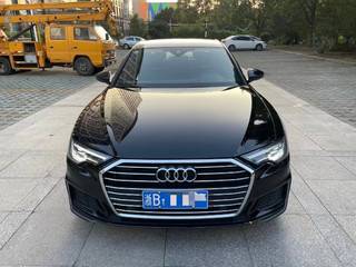 奥迪A6L 40TFSI 2.0T 自动 改款豪华动感型 