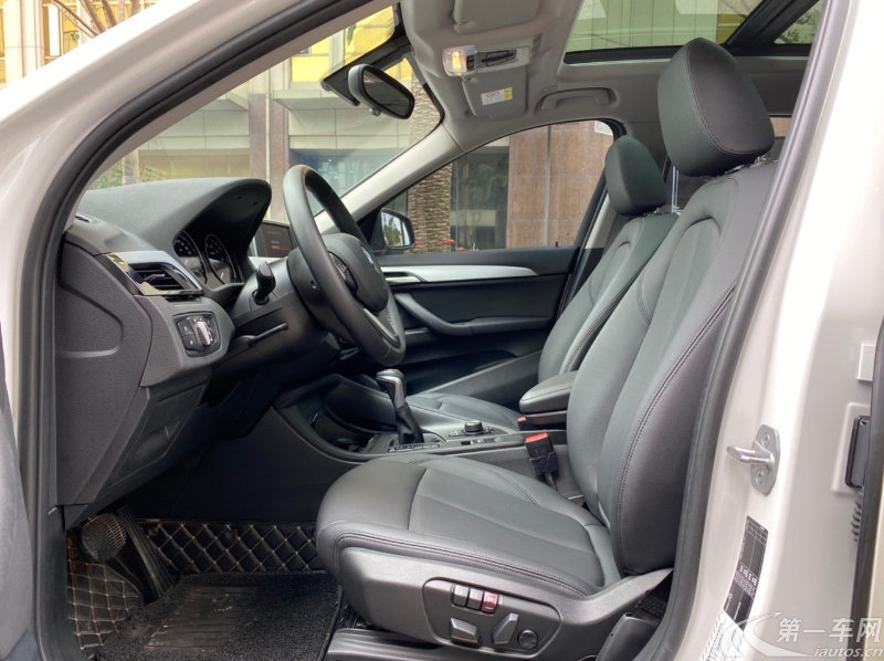 宝马X1 xDrive20Li 2019款 2.0T 自动 四驱 汽油 豪华型 (国Ⅵ) 