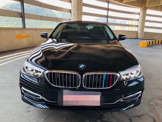 宝马5系 530Li 2.0T 自动 领先型M运动套装 