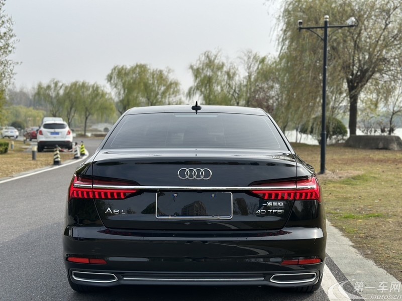 奥迪A6L 40TFSI 2021款 2.0T 自动 豪华动感型 (国Ⅵ) 