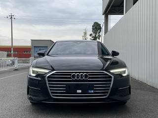 奥迪A6L 40TFSI 2.0T 自动 豪华动感型 