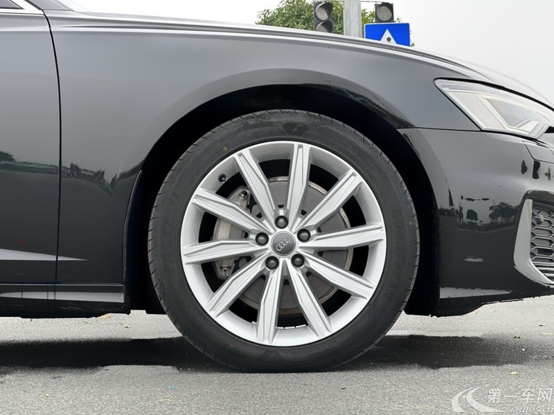 奥迪A6L 45TFSI 2020款 2.0T 自动 臻选动感型 (国Ⅵ) 