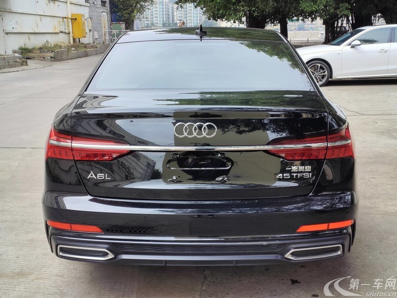 奥迪A6L 45TFSI 2020款 2.0T 自动 臻选动感型 (国Ⅵ) 