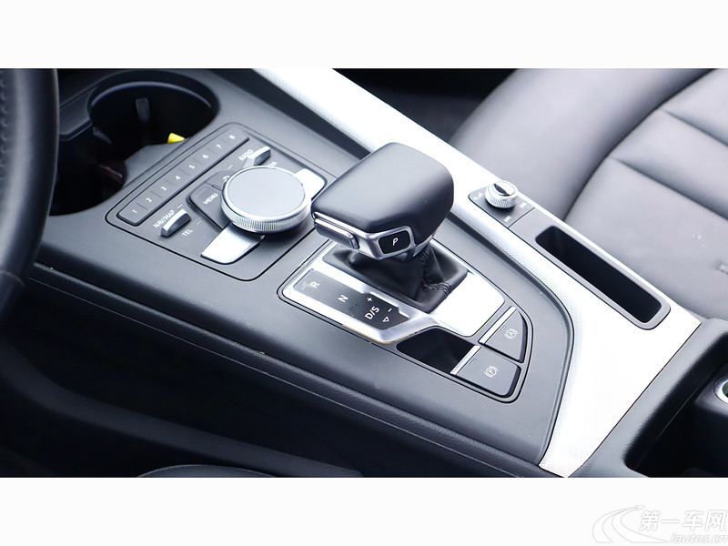 奥迪A5掀背 45TFSI [进口] 2019款 2.0T 自动 汽油 时尚型 