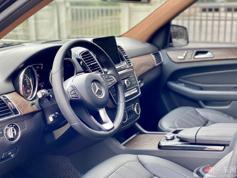 奔驰GLE级 GLE320 [进口] 2017款 3.0T 自动 豪华型 