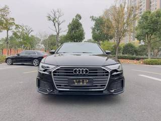 奥迪A6L 45TFSI 2.0T 自动 臻选致雅型 