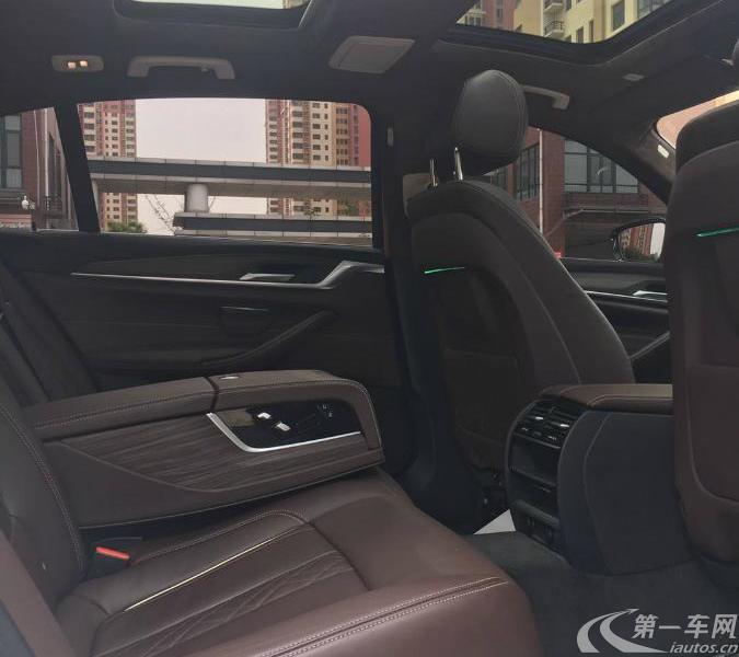 宝马5系 530Li 2018款 2.0T 自动 汽油 xDrive豪华套装改款 (国Ⅵ) 