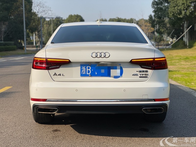 奥迪A4L 2019款 2.0T 自动 运动型 (国Ⅴ) 