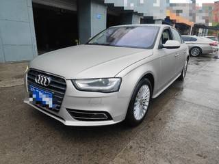 奥迪A4L 35TFSI 2.0T 自动 舒适型 